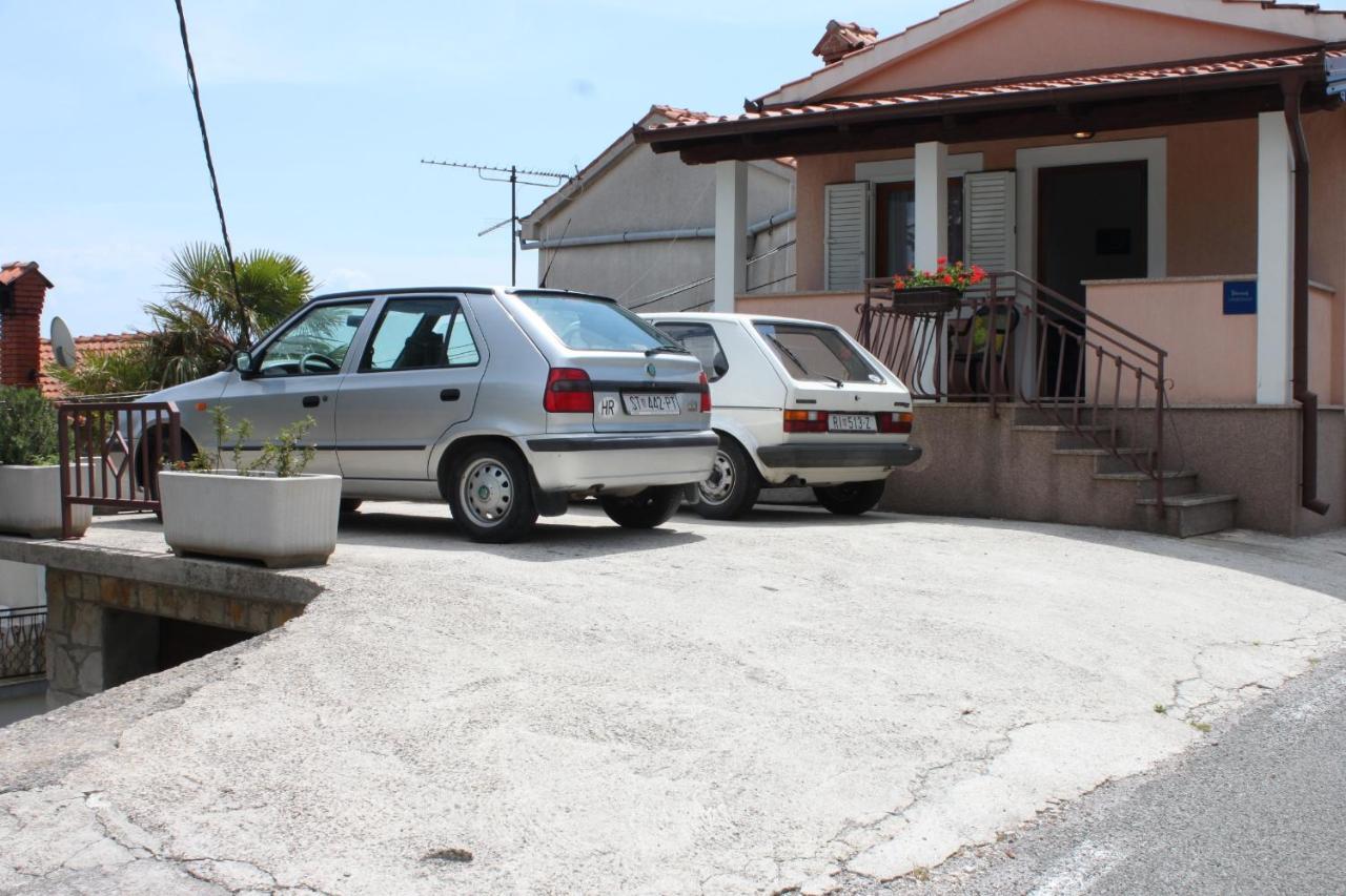 Apartments With A Parking Space Kraj, Opatija - 7794 Kraj  ภายนอก รูปภาพ