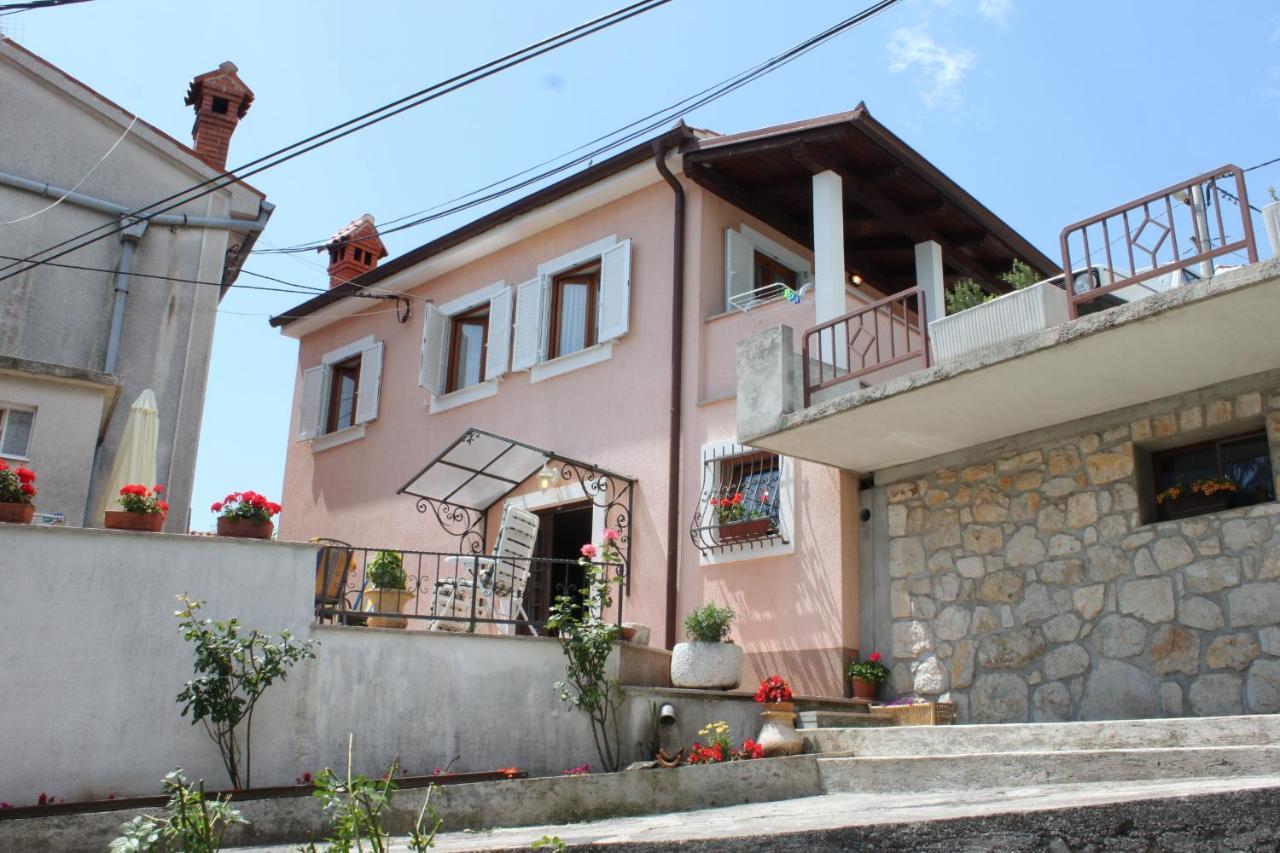 Apartments With A Parking Space Kraj, Opatija - 7794 Kraj  ภายนอก รูปภาพ